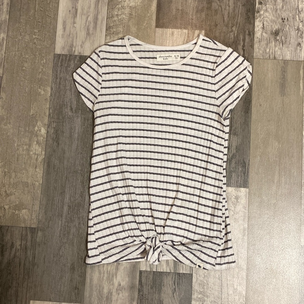Abercrombie Kids shirt